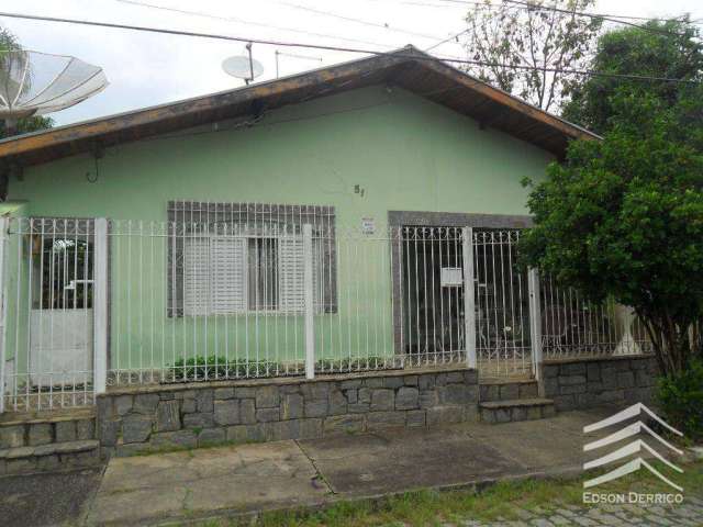 Casa com 4 dormitórios à venda, 200 m² por R$ 800.000,00 - Centro - Pindamonhangaba/SP