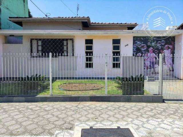 Casa para alugar, 365 m² por R$ 6.807/mês - São Benedito - Pindamonhangaba/SP