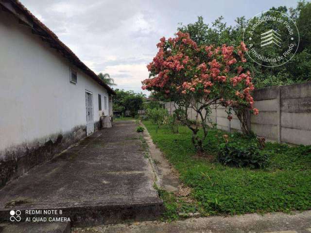 Casa com 4 dormitórios à venda, 176 m² por R$ 450.000 - São Benedito - Pindamonhangaba/SP