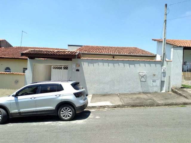 Casa com 3 dormitórios à venda, 168 m² por R$ 480.000,00 - Jardim Santa Luzia - Pindamonhangaba/SP