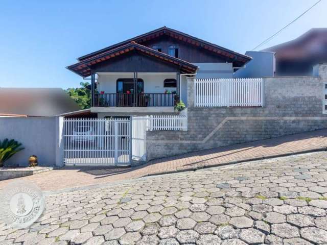 Casa à venda, 3 quartos, 1 suíte, 4 vagas, Fortaleza - Blumenau/SC
