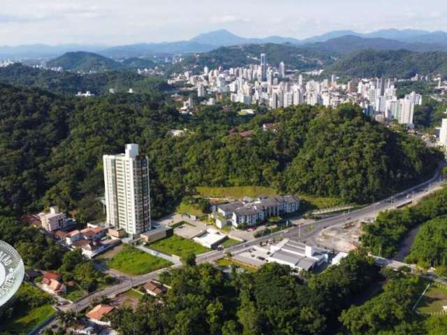 Maravilhoso residencial San Blas , morar perto do Centro de Blumenau praticamente na Alameda Rio Branco esta mais fácil.