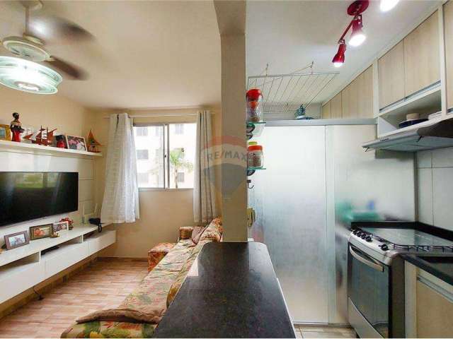 Apartamento térreo a venda com cozinha e área de serviço com eletrodomésticos, em Abrantes.