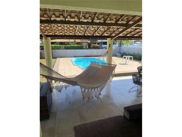 Casa aluga com piscina  Condomínio Vilas do Jacuípe.  4/4 com 1 suíte com varanda