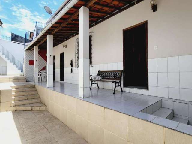 Casa para Venda em Salvador, Brotas, 5 dormitórios, 3 suítes, 5 banheiros, 2 vagas