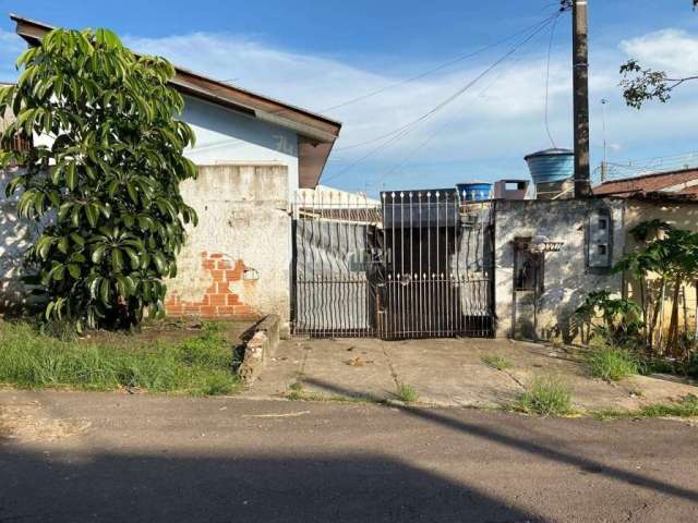Terreno à venda na Rua Juan Belvedere, 74, Sítio Cercado, Curitiba por R$ 250.000