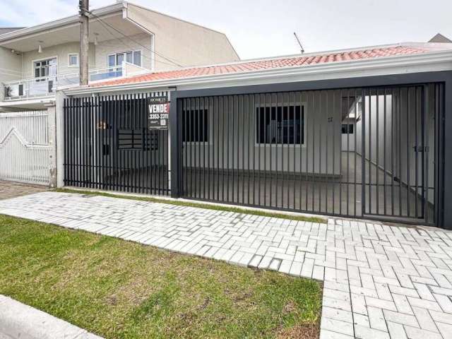 Casa com 3 quartos à venda na Rua Escritor José Pereira da Graça Aranha, 366, Sítio Cercado, Curitiba por R$ 450.000