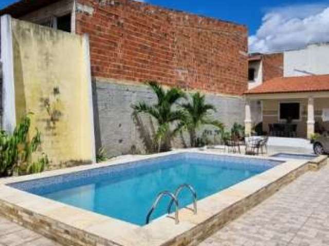 Casa com 3 quartos à venda, 110 m² por R$ 300.000 - Pau-Serrado - Maracanaú/Ceará