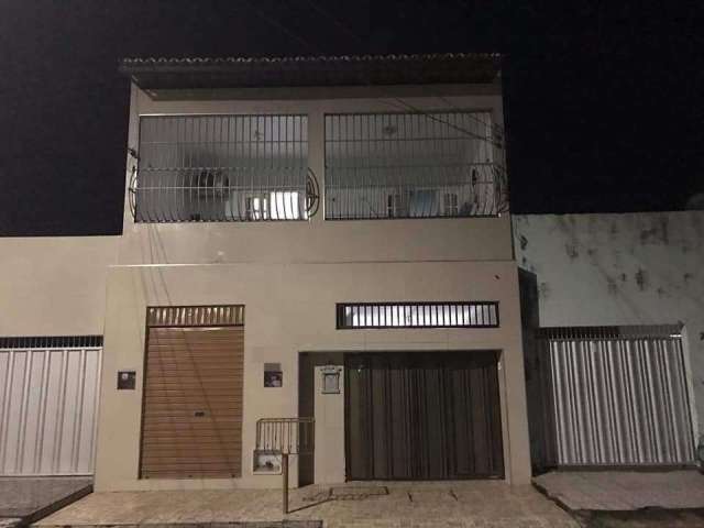 Casa com 4 quartos - venda por R$ 950.000 ou aluguel por R$ 4.101/mês - Jardim Iracema - Fortaleza/CE