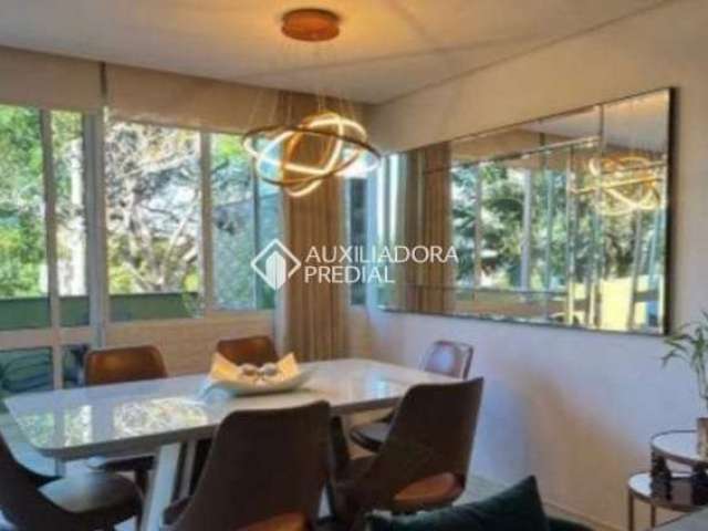 Apartamento com 3 quartos à venda na Rua Umbú, 265, Passo da Areia, Porto Alegre, 233 m2 por R$ 1.680.000