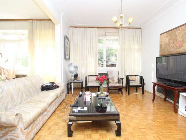 Apartamento com 3 quartos à venda na Rua Garibaldi, 943, Bom Fim, Porto Alegre, 110 m2 por R$ 390.000