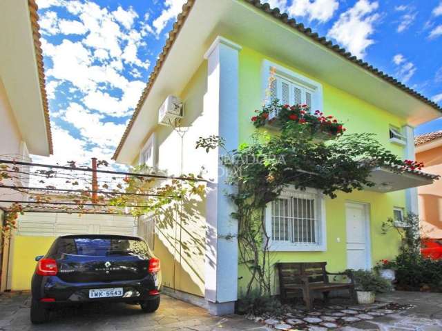 Casa em condomínio fechado com 3 quartos à venda na Rua Landel de Moura, 2541, Tristeza, Porto Alegre, 105 m2 por R$ 600.000