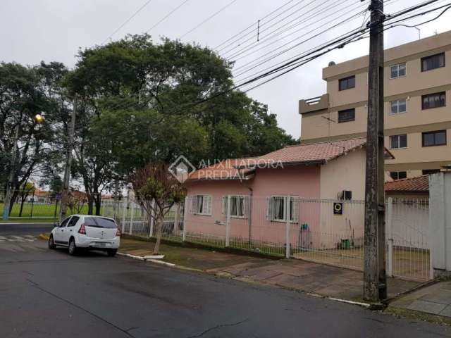 Casa em condomínio fechado com 3 quartos à venda na Rua Luiz de Camões, 273, Centro, Canoas, 230 m2 por R$ 795.000