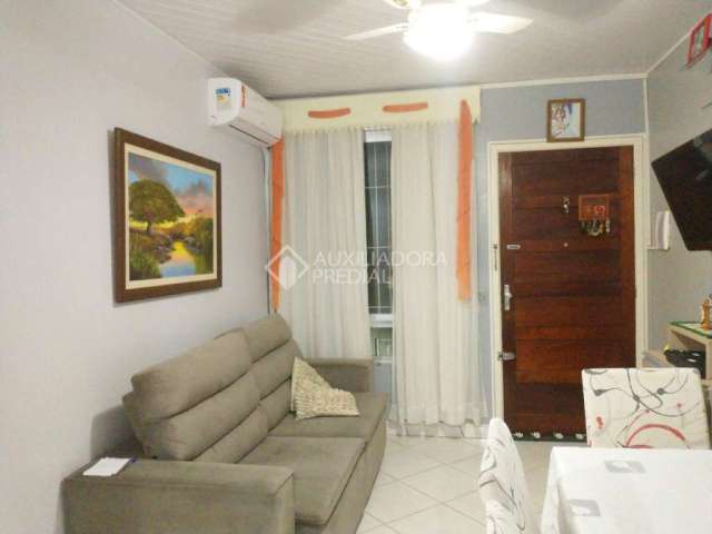 Apartamento com 2 quartos à venda na Rua Padre João Batista Reus, 3347, Camaquã, Porto Alegre, 54 m2 por R$ 250.000