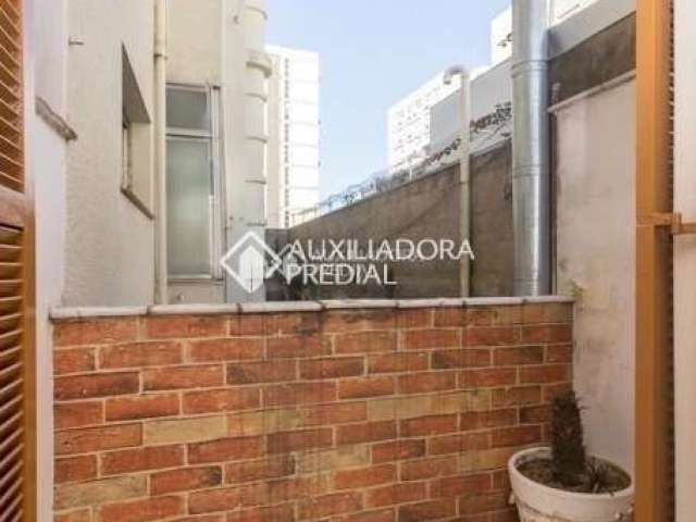 Apartamento com 2 quartos à venda na Rua Doutor Barros Cassal, 411, Floresta, Porto Alegre, 60 m2 por R$ 300.000
