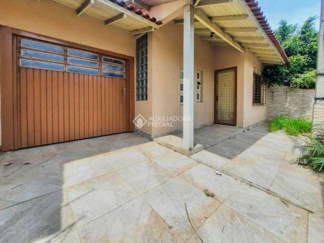 Casa com 2 quartos à venda na Rua das Araucárias, 508, Harmonia, Canoas, 80 m2 por R$ 350.000