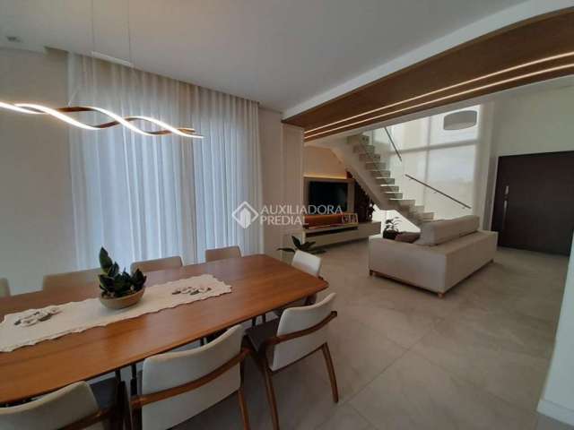 Casa em condomínio fechado com 3 quartos à venda na Do Conde, 3500, Sans Souci, Eldorado do Sul, 360 m2 por R$ 2.800.000