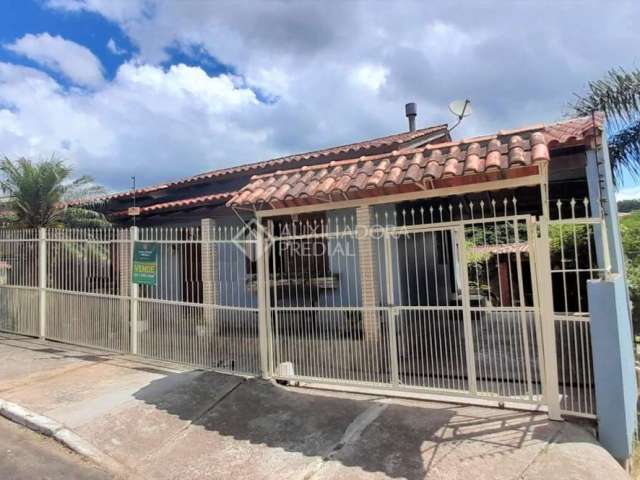 Casa com 3 quartos à venda na Rua das Adálias, 372, Cecília, Viamão, 175 m2 por R$ 420.000