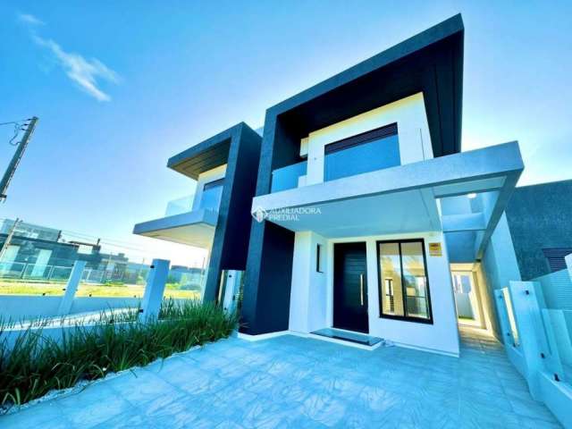 Casa com 3 quartos à venda na PINHEIROS, 325, Guarani, Capão da Canoa, 99 m2 por R$ 722.000