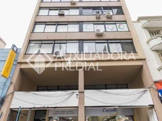 Sala comercial para alugar na Rua Vigário José Inácio, 250, Centro Histórico, Porto Alegre, 52 m2 por R$ 650