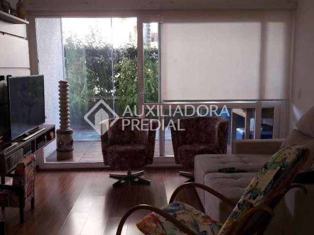 Apartamento com 3 quartos à venda na Rua Doutor Carlos Renato R. Fonseca, 125, Jardim Itu Sabará, Porto Alegre, 126 m2 por R$ 669.000