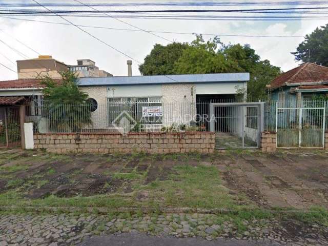 Terreno em condomínio fechado à venda na Rua São Sepé, 37, Vila Jardim, Porto Alegre, 466 m2 por R$ 750.000