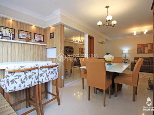 Apartamento com 3 quartos à venda na Rua Roque Calage, 870, Passo da Areia, Porto Alegre, 98 m2 por R$ 945.000