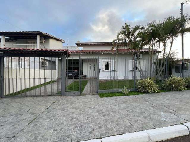 Casa com 3 quartos à venda na ALFREDO DE OLIVEIRA, 50, Alvorada, Guaíba, 165 m2 por R$ 670.000