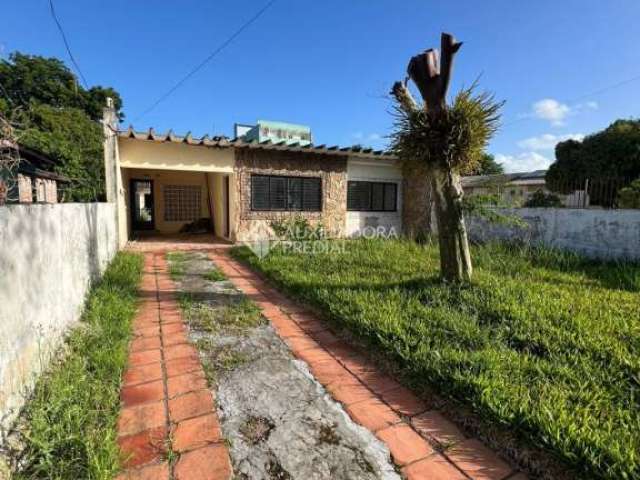 Casa com 3 quartos à venda na Rua José Stortti, 90, Centro, Guaíba, 100 m2 por R$ 590.000