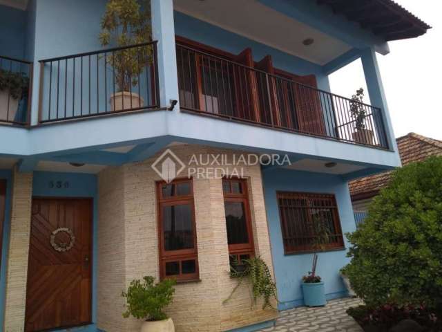Casa em condomínio fechado com 5 quartos à venda na DOUTOR JOSE MONTAURY, 530, Centro, Guaíba, 720 m2 por R$ 1.790.000