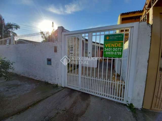 Casa em condomínio fechado com 2 quartos à venda na CESAR VERDI, 38, Morada da Colina, Guaíba, 80 m2 por R$ 300.000