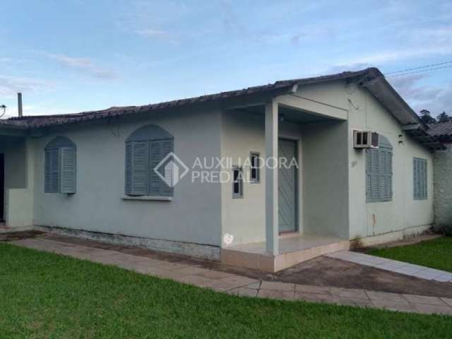 Casa em condomínio fechado com 3 quartos à venda na DAVID RIOS PINTO   ANTIGA B2, 304, Morada da Colina, Guaíba, 116 m2 por R$ 300.000