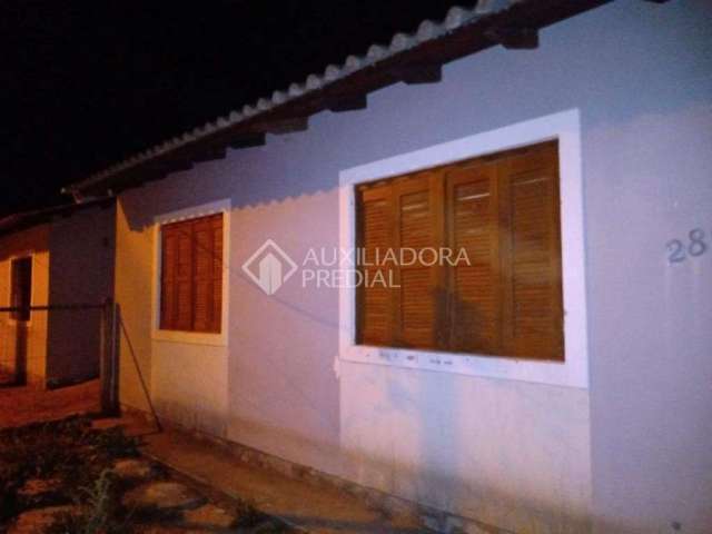 Casa com 3 quartos à venda na Doutor Marinho Chaves, 280, Centro, Barra do Ribeiro, 84 m2 por R$ 296.800
