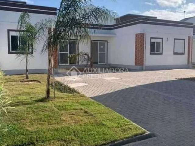 Casa com 2 quartos à venda na Rua Ricardo Bandeira Bressani, 180, Jardim dos Lagos, Guaíba, 44 m2 por R$ 195.000