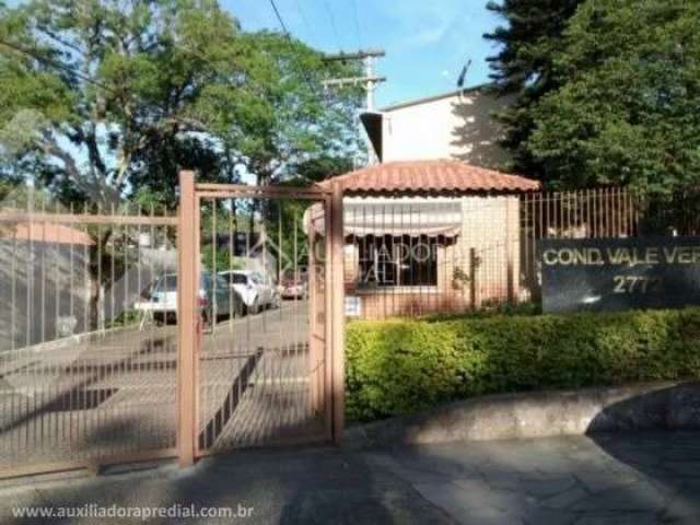 Casa em condomínio fechado com 2 quartos à venda na Avenida Vicente Monteggia, 2772, Cavalhada, Porto Alegre, 50 m2 por R$ 110.000