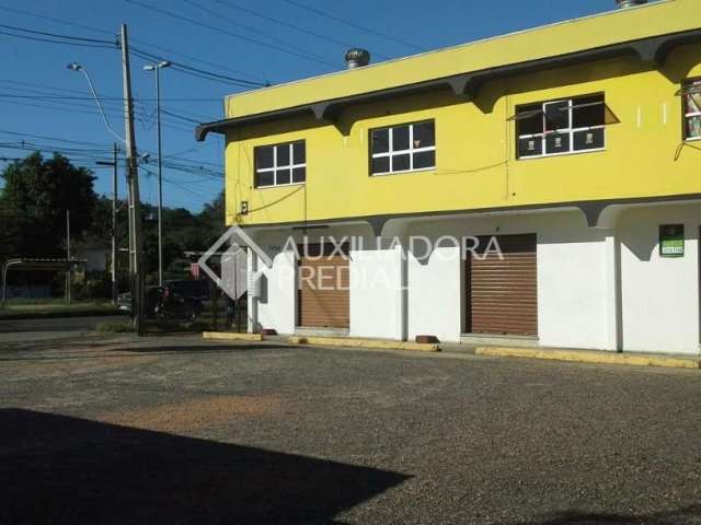 Barracão / Galpão / Depósito à venda na Avenida Juca Batista, 2405, Cavalhada, Porto Alegre, 750 m2 por R$ 4.490
