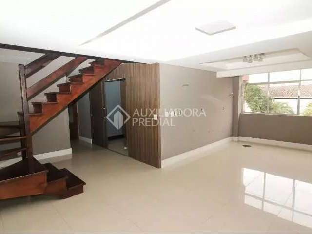 Cobertura com 3 quartos à venda na Rua Frederico Etzberger, 481, Nonoai, Porto Alegre, 298 m2 por R$ 935.000