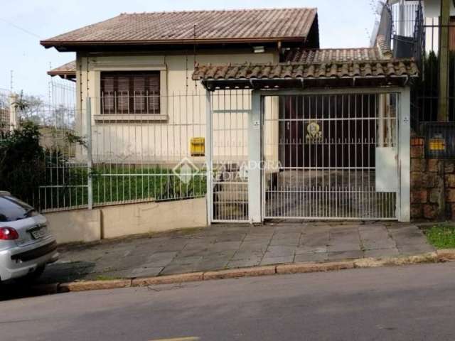 Casa em condomínio fechado com 3 quartos à venda na Rua São Mateus, 895, Bom Jesus, Porto Alegre, 210 m2 por R$ 674.100