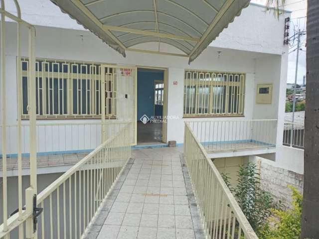 Casa com 5 quartos à venda na Rua Doutor Malheiros, 60, Santo Antônio, Porto Alegre, 462 m2 por R$ 1.099.000