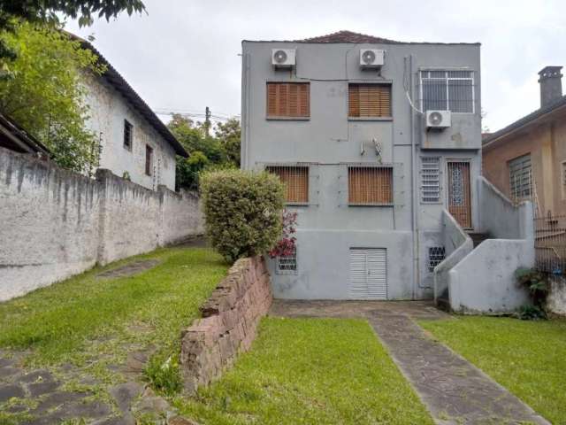 Casa em condomínio fechado com 1 quarto para alugar na Rua Guilherme Schell, 176, Santo Antônio, Porto Alegre, 180 m2 por R$ 4.500