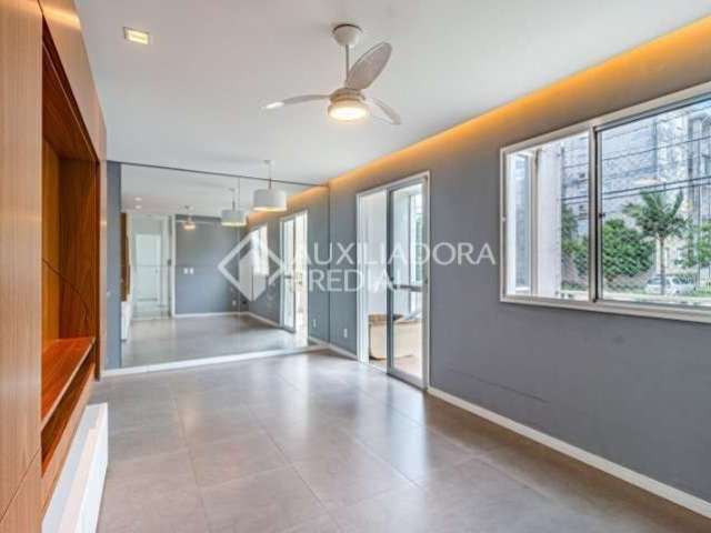 Apartamento com 3 quartos à venda na Avenida José Aloísio Filho, 411, Humaitá, Porto Alegre, 70 m2 por R$ 360.000