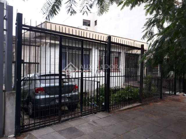 Terreno em condomínio fechado à venda na Rua Guararapes, 185, Petrópolis, Porto Alegre, 609 m2 por R$ 1.200.000
