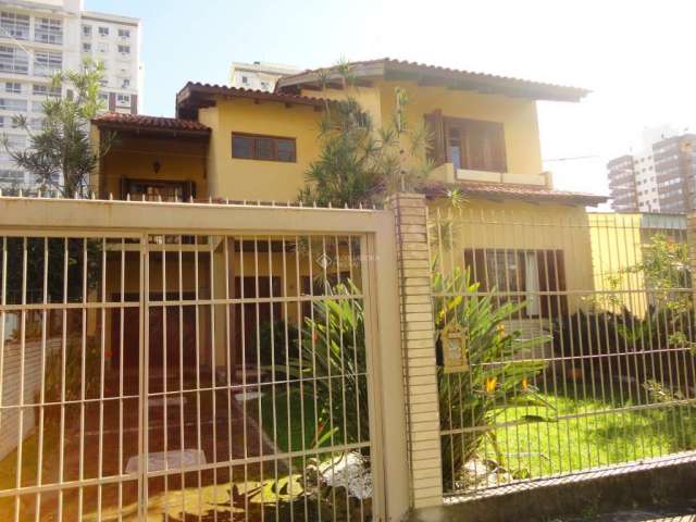 Casa em condomínio fechado com 3 quartos à venda na Rua Azevedo Sodré, 335, Passo da Areia, Porto Alegre, 330 m2 por R$ 1.300.000
