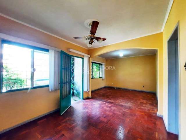 Casa com 3 quartos à venda na Rua da Graça, 191, Jardim Floresta, Porto Alegre, 90 m2 por R$ 580.000