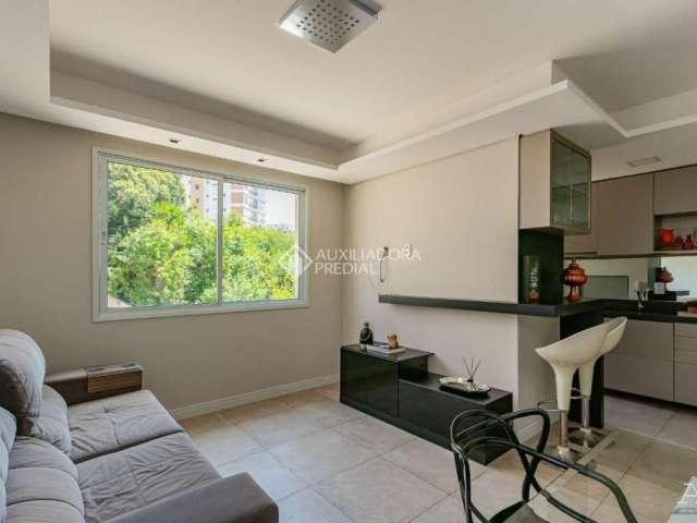 Apartamento com 2 quartos para alugar na Rua Doutor Barcelos, 97, Centro, Canoas, 59 m2 por R$ 2.400
