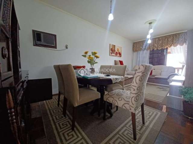 Casa com 2 quartos para alugar na Rua Garibaldi, 166, Niterói, Canoas, 203 m2 por R$ 3.500
