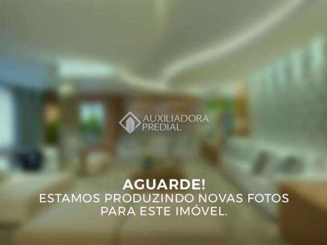 Apartamento com 2 quartos para alugar na Rua Oliveira Viana, 491, Fátima, Canoas, 42 m2 por R$ 800