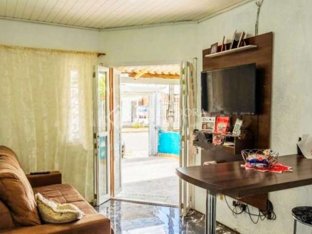 Casa em condomínio fechado com 2 quartos à venda na Rua Ludovico Costella, 115, Vila Três Marias, Esteio, 48 m2 por R$ 250.000