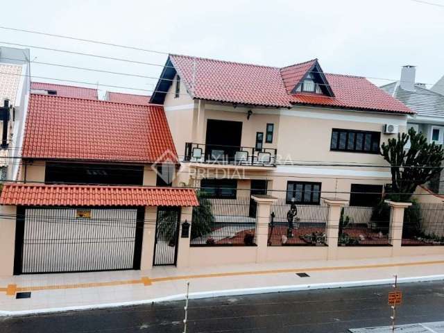 Casa em condomínio fechado com 3 quartos à venda na TAURUS, 198, Moinhos De Vento, Canoas, 350 m2 por R$ 1.598.000