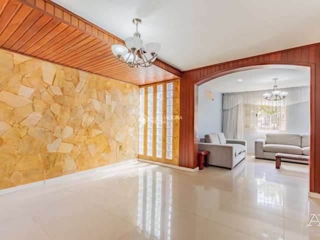 Casa em condomínio fechado com 5 quartos à venda na Rua Nazaré, 461, Nossa Senhora das Graças, Canoas, 230 m2 por R$ 670.000